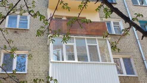 Остекление квартиры и балкона с отделкой ул. Емлютина